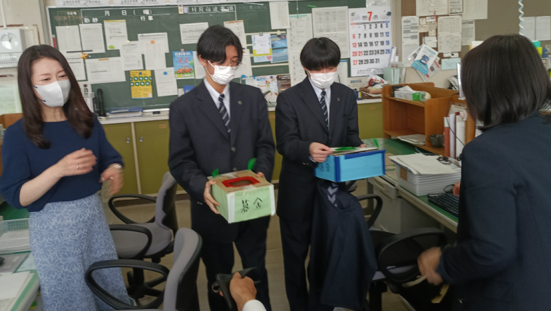 緑の羽根募金１