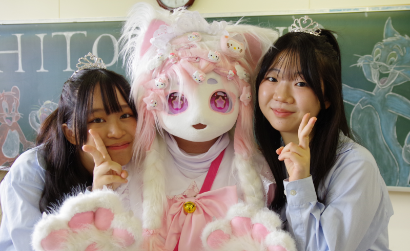 朱里とみゆ